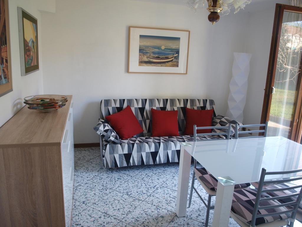 Apartment Maria & Patrizio Lignano Sabbiadoro Zimmer foto
